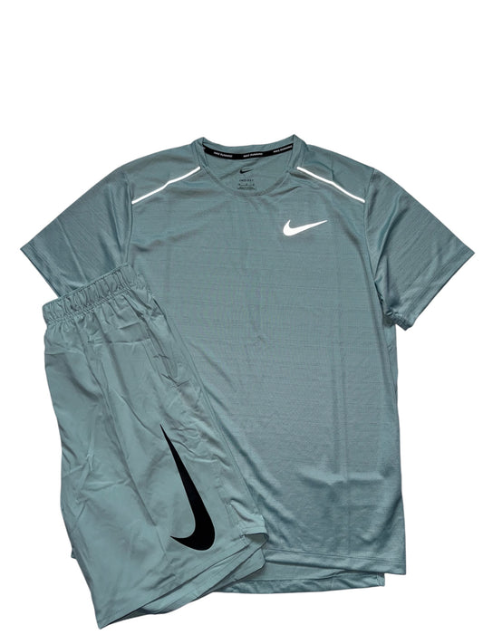 Nike Mineral Miler 1.0 T-Shirt & 9 Inch Nike Challenger Shorts